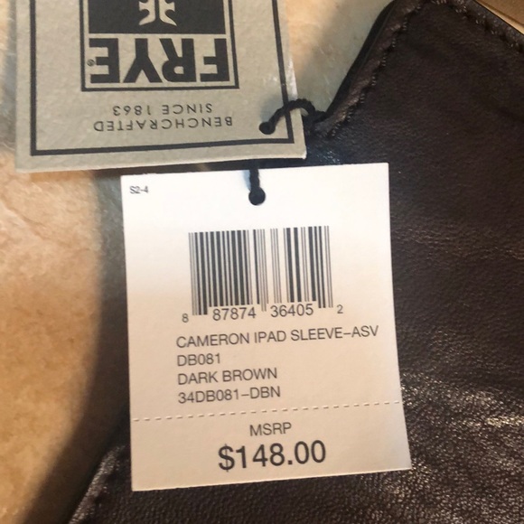 🆕 FRYE Cameron IPad Sleeve - Dark Brown - Picture 2 of 6
